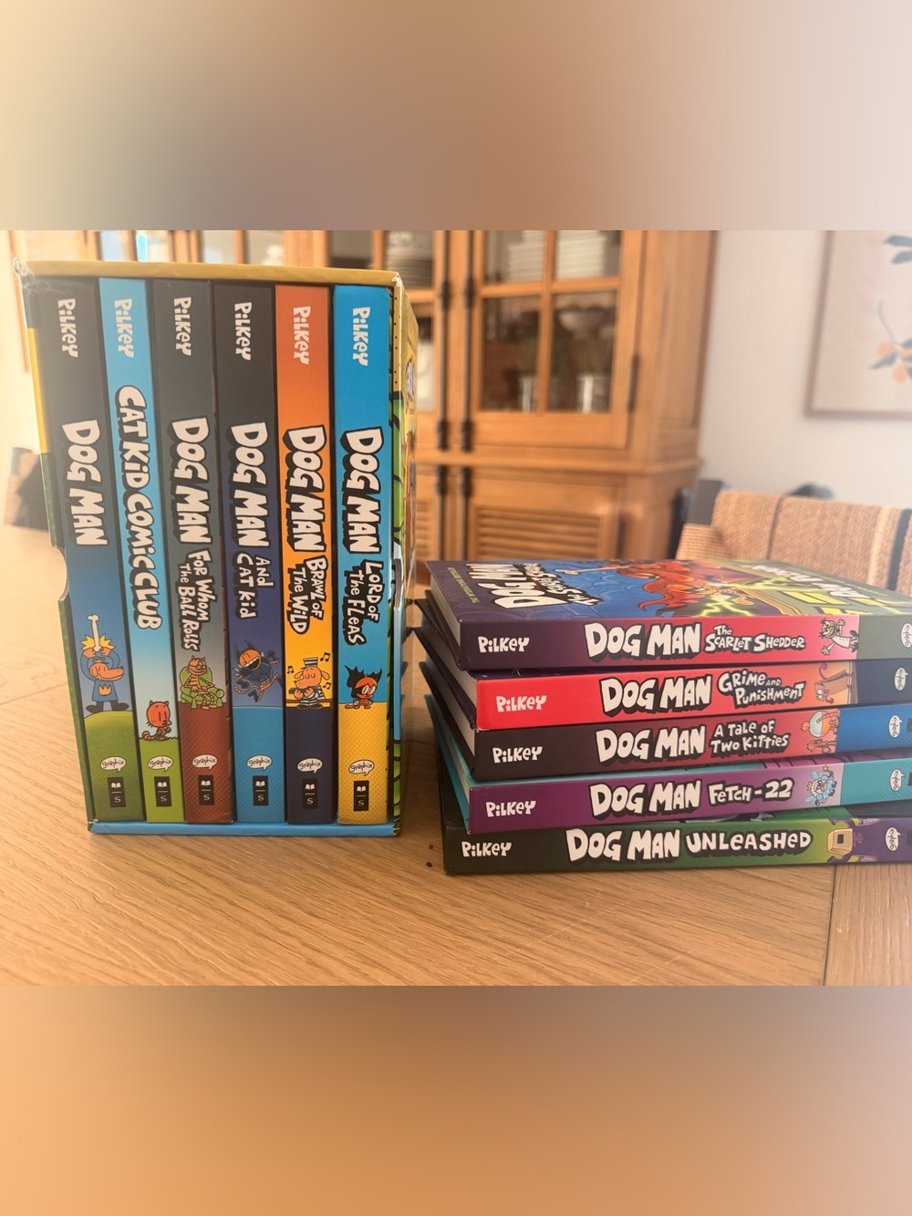 Dog Man Graphic Novel Box Set – Multi-Color Collection